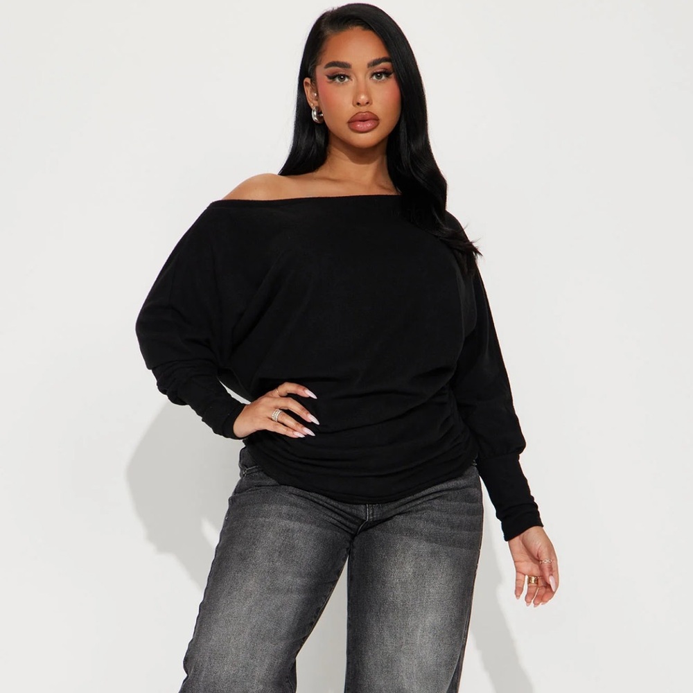 ~Essential Solid Black Off The Shoulder Sweater P… - image 1